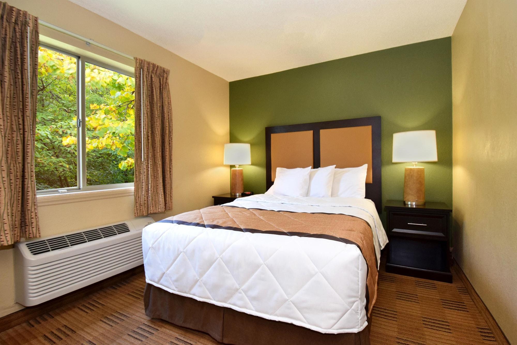 Extended Stay America Select Suites - Madison - Old Sauk Rd Exterior foto