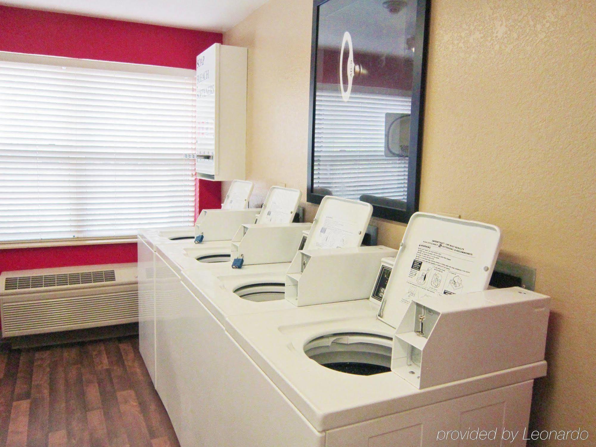 Extended Stay America Select Suites - Madison - Old Sauk Rd Exterior foto